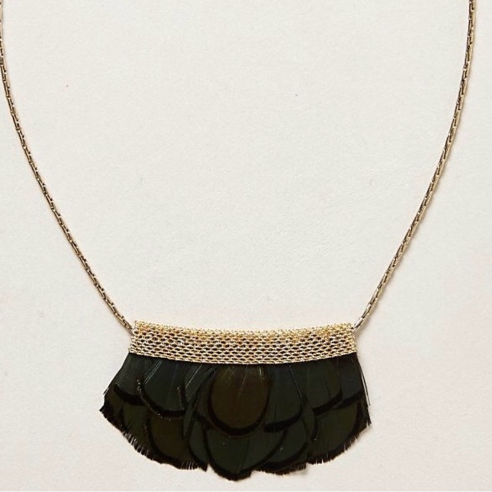 Anthropologie Serefina Feather Statement Necklace 🪶 Dark Green & Gold Stunning - Picture 2 of 5
